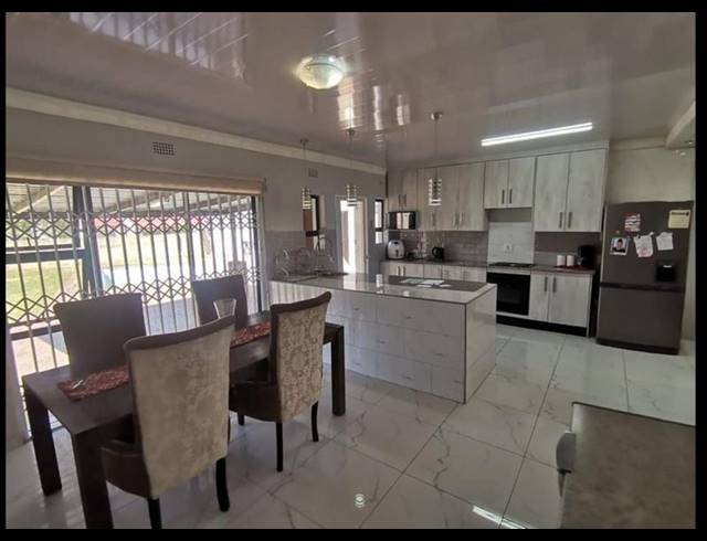 3 BEDROOM HOUSE FOR SALE IN KIBLER PARK